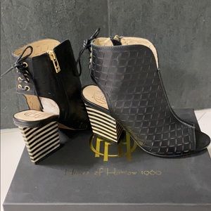 Sandals- House of Harlow 1960